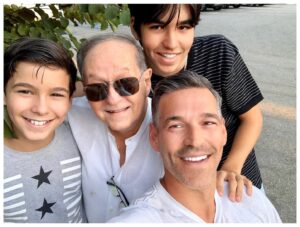 Eddie Cibrian Instagram - There’s a Birthday Boy in the mix...🥳 3 generations celebrating el numero uno’s. Happy Birthday, Dad. #flockofcibrians #tresgeneraciones 🥃