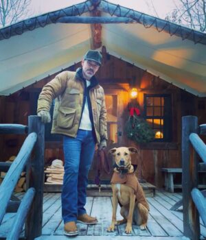 Eddie Cibrian Instagram - Ready for ‘23! Happy New Year y’all! 📸@leannrimes