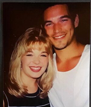 Eddie Cibrian Instagram - 🎶Started from the 90’s now we’re here🎶...Thank you for saying “I Do” to this very tan boy rocking a very tight white tank top over a blousey shirt 😬 What a ride...10 years and still smiling baby 🥰
Happy Anniversary, @leannrimes ❤️❤️❤️ #tb #waaaaayback #whenyourockedthebangs
