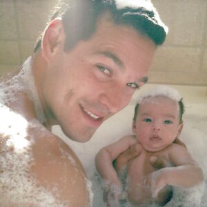 Eddie Cibrian Instagram - I can remember like it was yesterday holding this sweet human in my hands... a baby. Now 18. A man. And just as sweet. And caring, and kind, and intelligent...a beautiful future ahead. Happy Birthday, young man @masoncibrian 💛 🥳🎉🎂
#birthdayboy #18 #notsolittleanymore 😩