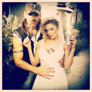 Eddie Cibrian Instagram - This day. Nine years ago. Happy anniversary @leannrimes. We haven’t changed a bit. 🍻 #everevolving #eddieexotic