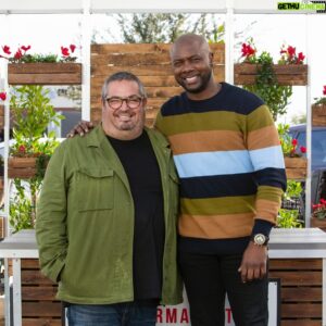 Eddie Jackson Instagram - Catch @chefgreeny and I tonight on #SuperMarketStakeOut: where my poker face meets my appetite. 🃏🍽️ Can’t wait to see what hits the plates at 9pm! 🛒🎉

Tune into @foodnetwork to watch 👨🏿‍🍳🍽️