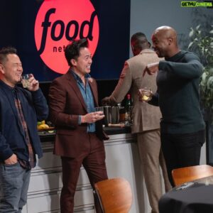 Eddie Jackson Instagram - It’s Guys Night Out on #WildCardKitchen and @chefericadjepong invited me, @jettila and @chefvietpham to his after-hours card game. 🃏🍻👨🏿‍🍳

I put up my OWN dang money against these guys, and lemme tell you they held their own. ✌🏿

See who goes home the winner TOMORROW Tuesday, March 12th at 9pm @foodnetwork @streamonmax 

♠️♥️♣️♦️

#ChefEddieJackson #FoodNetwork