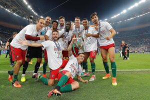 Éder Instagram - Arrepios e emoções para sempre…
Parabéns a todos os portugueses ❤️🙌🏿🥹