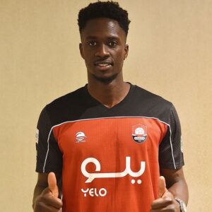 Éder Instagram - Thank you for the new challenge @alraedclub 

@madjid_classicoo 👊🏿 @zaki_br7 👌🏿 @andrecportulez