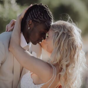 Éder Instagram - 9.02.2017 A memorable day for the rest of our lives❣️ happy anniversary my world...@sanne_lopes