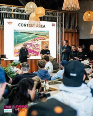 Edgar Ulrich Instagram - 1ere étape du championnat du monde ! C’est maintenant ! 🙌
.
Restez connectés et ne manquez pas le live ! Anglais ou français ! 🔥.

📸 @samuucardenas 

@gkakiteworldtour 
@qatarairways
@portbarcares
@duotone.kiteboarding 
@aneo_conseil 
@ion_international 
@soulshake
@ffvoile
@worldsailing

#Lordsoftram #barcares #portbarcares #duotonekiteboarding #aneo #ion #soulshake #ffv #kitesurf #bigair #GKAKiteWorldTour #GKABigAir #kiteboarding #kitesurfing #qatarairways #gkaxqa