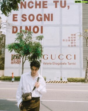 Edison Song Instagram - @GUCCI ANCORA時尚藝術展演
4/20-6/30 臺南美術1館
展出Gucci Ancora春夏時裝及多位米蘭藝術家作品，還有七層樓高的顏振發大師繪製牆面，巨震撼。
除了週一之外，每天都去時尚一次吧！

記得加GUCCI LINE官方帳號預約哦！

#gucci 
#gucciancora
#GucciArtWall