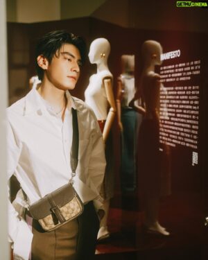 Edison Song Instagram - @GUCCI ANCORA時尚藝術展演
4/20-6/30 臺南美術1館
展出Gucci Ancora春夏時裝及多位米蘭藝術家作品，還有七層樓高的顏振發大師繪製牆面，巨震撼。
除了週一之外，每天都去時尚一次吧！

記得加GUCCI LINE官方帳號預約哦！

#gucci 
#gucciancora
#GucciArtWall