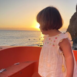 Edu Soto Instagram - Hoy hace 2 añitos que nació la princesa de mi casa!! Mi niña Nora!! Qué bonita es y cuanta alegría nos regala cada día (también alguna rabieta, hay que decirlo).