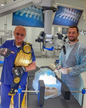 Eduard Vartanyan Instagram - Дзукаев Дмитрий Николаевич @dr.dzukaev - маг, чародей, волшебник. 
Семь месяцев назад 22 ноября 2022 года мне сделали операцию по удалению двух межпозвонковых грыж, которые на протяжении 5 лет приносили мне огромные неудобства в тренировочном процессе и была высокая вероятность паралича руки. Были установлены титановые пластины и cage, полностью удалены два межпозвоночных диска. 
После двух этапов реабилитации в спинальном центре, в марте я начал подготовку к бою. Сам факт, что я смог выйти на бой и тренироваться это огромная заслуга Дмитрия Николаевича и всей команды центра. 
Сегодня по приглашению Дмитрия Николаевича я посетил тренинг-центр инновационных хирургических технологий, который не имеет аналогов не только в России, но и в мире. Мне посчастливилось оказаться в этом уникальном месте, где начинается планирование операции и эксперименты новых технологий. 
Спасибо, Дмитрий Николаевич за приглашение✊️