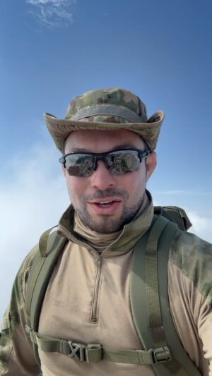 Eduard Vartanyan Instagram - 33 տարեկան😎