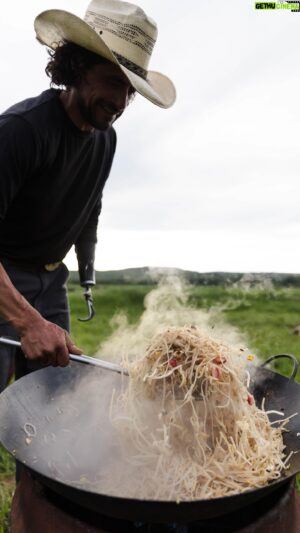 Eduardo Garcia Instagram - Big batch cooking is where ALL the fun is at! This episode features my team @montanamex ! Enjoy.  Job well done by the production team and partners! I love this episode!!! @magnolianetwork @linguinepics @montanamex