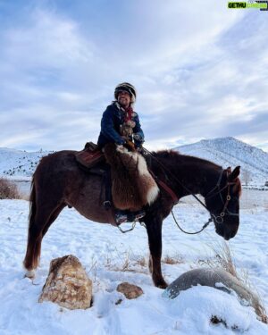 Eduardo Garcia Instagram - We are all born to be Wild   Wooly.

These thoughts sang sweetly in my mind as I rode with Orion the mustang and friends @lindseymulcare @jenniloweanker on the last day of 2023.

More Wild   Wooly on the horizon for this guy.

 📸 @lindseymulcare