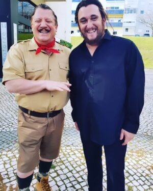 Eduardo Madeira Instagram - Parabéns ao GOAT @herman.jose.oficial
Que Deus me dê força nas canetas e lucidez para continuar a acompanhar a obra deste rapaz. Sim, que eu já não vou para novo.