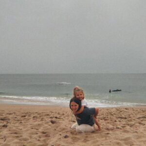 Eduardo Madeira Instagram - Estas duas podiam viver na praia.