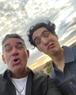 Eduardo Santamarina Instagram - Nos hizo reacción la cómida 🥴🤪😂😍🕺🏻🤣 @sebastianpoza