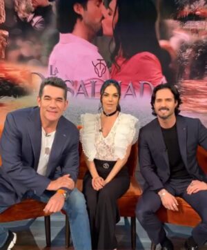 Eduardo Santamarina Instagram - Que chulada estar compartiendo este Apasionante proyecto con este par de Guapos,talentosos y disciplinados….les quiero👏👏👏🤠😘💯🙌