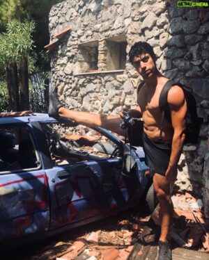 Eduardo Scarpetta Instagram - masoch