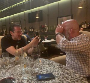 Eduardo Videgaray Instagram - Esta noche me está preocupando… Merry Xmas