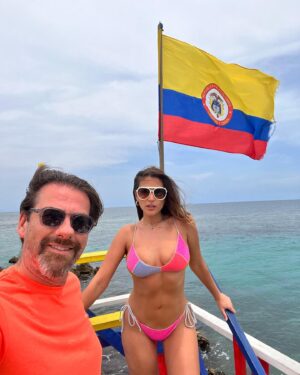 Eduardo Videgaray Instagram - Cuando tu mejor amiga y compañera de viaje también es tu esposa. @sofiariveratorres te amo en cualquier parte del planeta, aquí en Colombia.