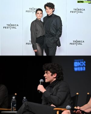 Edward Bluemel Instagram - Me and a lot of people I love showing the world My Lady Jane at @tribeca - swipe across to find out if the turtleneck had sleeves or not

Styling: @felicitykay 
Grooming: @ekagrooming 
Loving girlfriend: @marybethbarone