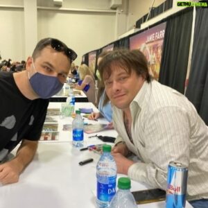 Edward Furlong Instagram - Had a fun weekend at FanX meeting fans and seeing some old friends

#fanx #edwardfurlong #convention