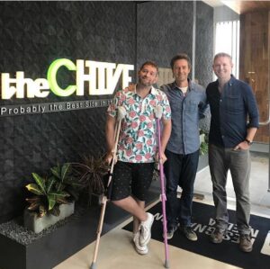 Edward Norton Instagram - Dropped in to see my pals at @thechive and @williammurraygolf - both partners of @crowdrise and working with us to have fun and do a lot of good at the same time. Actually these guys might be the kings of that. And if anybody lives life by a code of being present and authentic in a way I admire it's my pal #billmurray