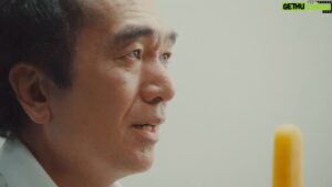 Egashira 2:50 Instagram - あたまのおかしいお前ら！
「ガツン、と」の一回きりのテレビＣＭ、見てくれたか！？

撮影に参加した250人のあたおか、
そして今回は来れなかったあたおか、
ガツン、と生きていこうぜ！！

テレビは一回だけだけど、
他にいろんなパターンのＣＭ撮ったから、
赤城乳業のYouTubeチャンネルで見てくれよな！

赤城乳業！担当を外れる中島！そして、新担当の倉本！
そしてそして、あたおかのみんな！
ありがドーーーン‼️

江頭2:50より