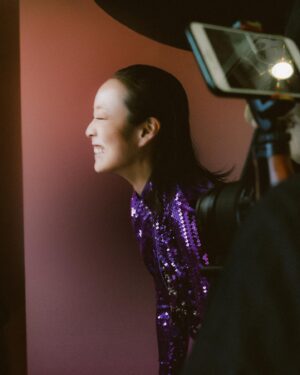 Egghead Chao Instagram - 還沈醉在rabanne x H&M聯名系列的閃耀中⋯
@hm @rabanne 
#rabanne #hm 

Stylist- @dannyshih 
Photographer- @hughvchen 
Makeup- @hikari.chang 
Hair- @jun_zhang_hair 
Much LOVE @lowen_studio 

#eggheadchao