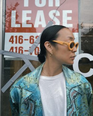 Egghead Chao Instagram - 多倫多的夏天絕對是最棒的🥹

Outerwear- @plateau_studio 
Sunglasses- @loewe 

#eggheadchao #toronto #summer