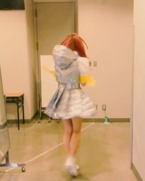 Eimi Naruse Instagram - 本日は『おやすみポラリスさよならパラレルワールド/ギラメタスでんぱスターズ』リリースイベントin名古屋、1部から3部まで本当に本当にありがとうございました...！！！
大感謝deありがとうな気持ちを動画に込めて！✨
超for youです(ノ∀`*)っ💖✨サッ☆