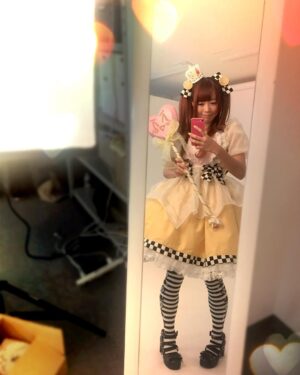 Eimi Naruse Instagram - 聖なる☆ディアステージ！Xmas衣装ぜんしーん(ノ∀`*)！！！🎄💛✨ #merrychristmas #dearstage #MaximumXmas #りさちゃんが作ってくれたの☆ #ステッキがお気に入り☆