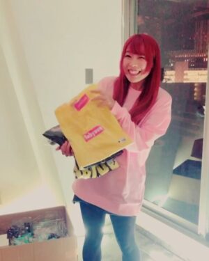 Eimi Naruse Instagram - #BABYUUN のデザイナーさんがあらわれた(*´∀`*)！💛✨