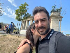 Eirini Karagiorgi Instagram - Budapest ❤️

3rd day stops: 
📍#heroessquarebudapest 
📍#vajdahunyadcastle 
📍#thermalbathszéchenyi
📍#balloonflybudapest
📍#operahousebudapest
📍#highnoteskybar 
📍#ruinbarsbudapest