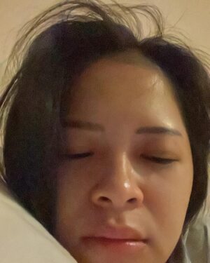 Eka Gustiwana Instagram - happy anniv ibu negara. saking jarangnya foto bareng adanya foto random doang. gpp ya jarang foto, yang penting cinta 👀