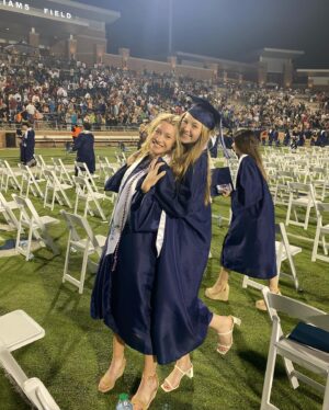 Ekaterina Samsonov Instagram - Just graduated with my best friend