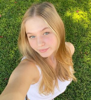 Ekaterina Samsonov Instagram - Photosynthesizing