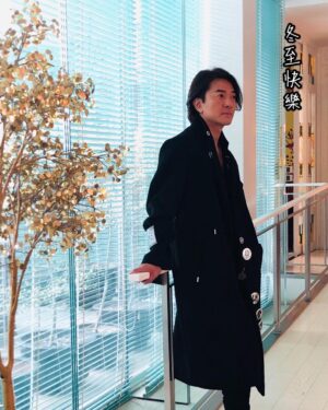 Ekin Cheng Yee-Kin Instagram - 冬至快樂！
#alongwithekinliveconcert2019 
#umagazinehk .
.
.
.
.
Outfit by: @99percentis @stampd @ITHK
Styled by @pipa.creative #PIPAstyling