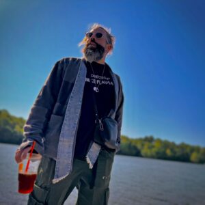 Elan Gale Instagram - today marks 10 years since I decided to stop drinking alcohol. my life is better in every way as a result of this decision. to be honest, I didn’t think I would make it 10 days, much less 10 years, but with the support of friends, family, and the community I’m lucky to have here, I have stayed the course. for anyone out there that has a problem with drinking, please know that if I can do it, you can do it. talk about your problems. talk about your feelings. ask for help. you can do this. I know you can. and to everyone out there who believed in me: thank you. I wouldn’t be here without you ♥️♥️♥️