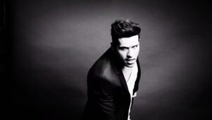 Eleazar Gómez Instagram - Increíble Shooting 📸!! Esperen una gran sorpresa ! @joeles6 finezipo.com 📀🎼✨💥!!!