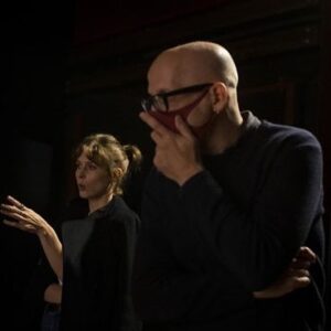 Elena Radonicich Instagram - Domani “Una Relazione” esce al cinema , per tre giorni (trovate tutte le sale nelle storie in evidenza), poi sarà su @amazonprimevideo a lungo, forse per sempre. 
Un film che per me è stato un regalo, non sempre facile da gestire (❤️). 
Grazie per avermi donato questo pezzo di vita vera. 
Sono stata molto amata, ed è davvero una sensazione impagabile quando si recita , la fiducia. 
Tutto ciò che di buono, almeno per quel che mi riguarda,  troverete in questo nostro film è il frutto di relazioni profonde e sincere. 
Grazie. 

Evviva il cinema! 

#unarelazione

@stesardo #guidocaprino  @valentina.gaia @nightswim_production @ascentfilm @thony_fothony @isabella_aldovini @giallocosta #liberoderienzo @enricabonaccortiofficial @francescachillemi___ @tommaso_ragno @frank_esco @stefaniadesantis9 @jalillespert @chiara.natalucci

Foto del mitico @cristiano.gerbino 🧞‍♂️