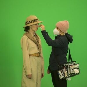 Elena Radonicich Instagram - Domani “Una Relazione” esce al cinema , per tre giorni (trovate tutte le sale nelle storie in evidenza), poi sarà su @amazonprimevideo a lungo, forse per sempre. 
Un film che per me è stato un regalo, non sempre facile da gestire (❤️). 
Grazie per avermi donato questo pezzo di vita vera. 
Sono stata molto amata, ed è davvero una sensazione impagabile quando si recita , la fiducia. 
Tutto ciò che di buono, almeno per quel che mi riguarda,  troverete in questo nostro film è il frutto di relazioni profonde e sincere. 
Grazie. 

Evviva il cinema! 

#unarelazione

@stesardo #guidocaprino  @valentina.gaia @nightswim_production @ascentfilm @thony_fothony @isabella_aldovini @giallocosta #liberoderienzo @enricabonaccortiofficial @francescachillemi___ @tommaso_ragno @frank_esco @stefaniadesantis9 @jalillespert @chiara.natalucci

Foto del mitico @cristiano.gerbino 🧞‍♂️