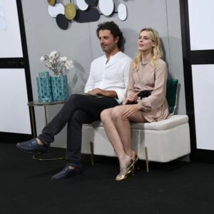Elena Radonicich Instagram - Random Venezia 78
#part2

“Una Relazione”

(Ho promesso 200 post e 200 post siano)