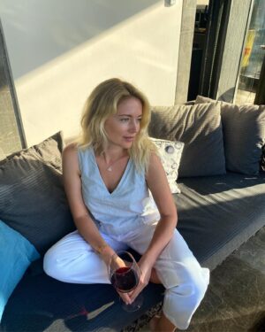 Elena Viunova Instagram - #dolcevita 🥂