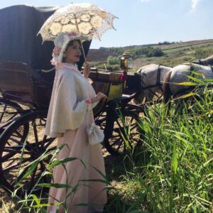 Elena Viunova Instagram - Emma #zoryıllarsinemafilmi
