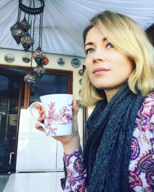 Elena Viunova Instagram - morning tea ☀️ #goodmorning #monday