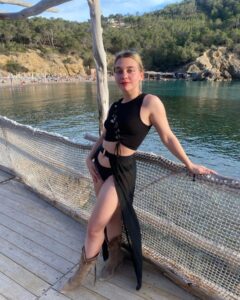 Actress Elena de Lara HD Instagram Photos and Wallpapers May 2024