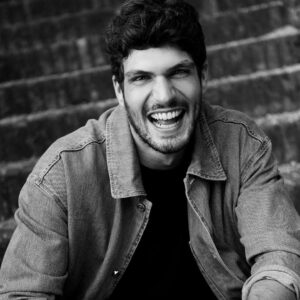 Elia Fongaro Instagram - Ciak 🎬 Smile 😃 .
.
.
#act #acting #actor
.
.
.
#teamelia #eliastory #eliafongaro
