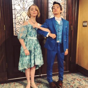 Elias Harger Instagram - Max   Rose 4ever!  Here we are before filming our very last scene together.🌹❤️ @mckennagraceful @fullerhouse #season5 #behindthescenes🎬
